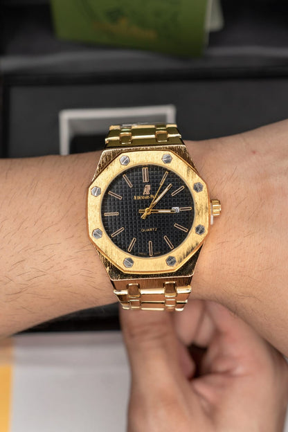 AUDEMARS PIGUET ROYAL OAK GOLD & BLACK DIAL